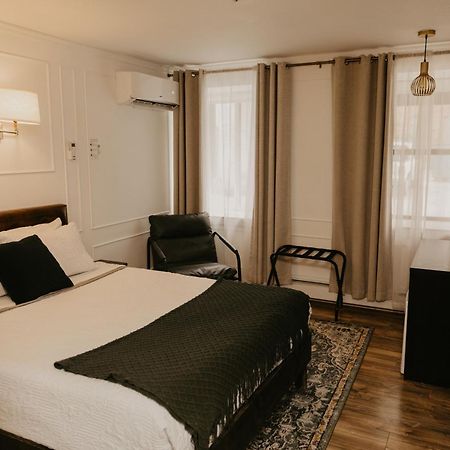 The Brooks Hotel Restaurant And Lounge والاس المظهر الخارجي الصورة