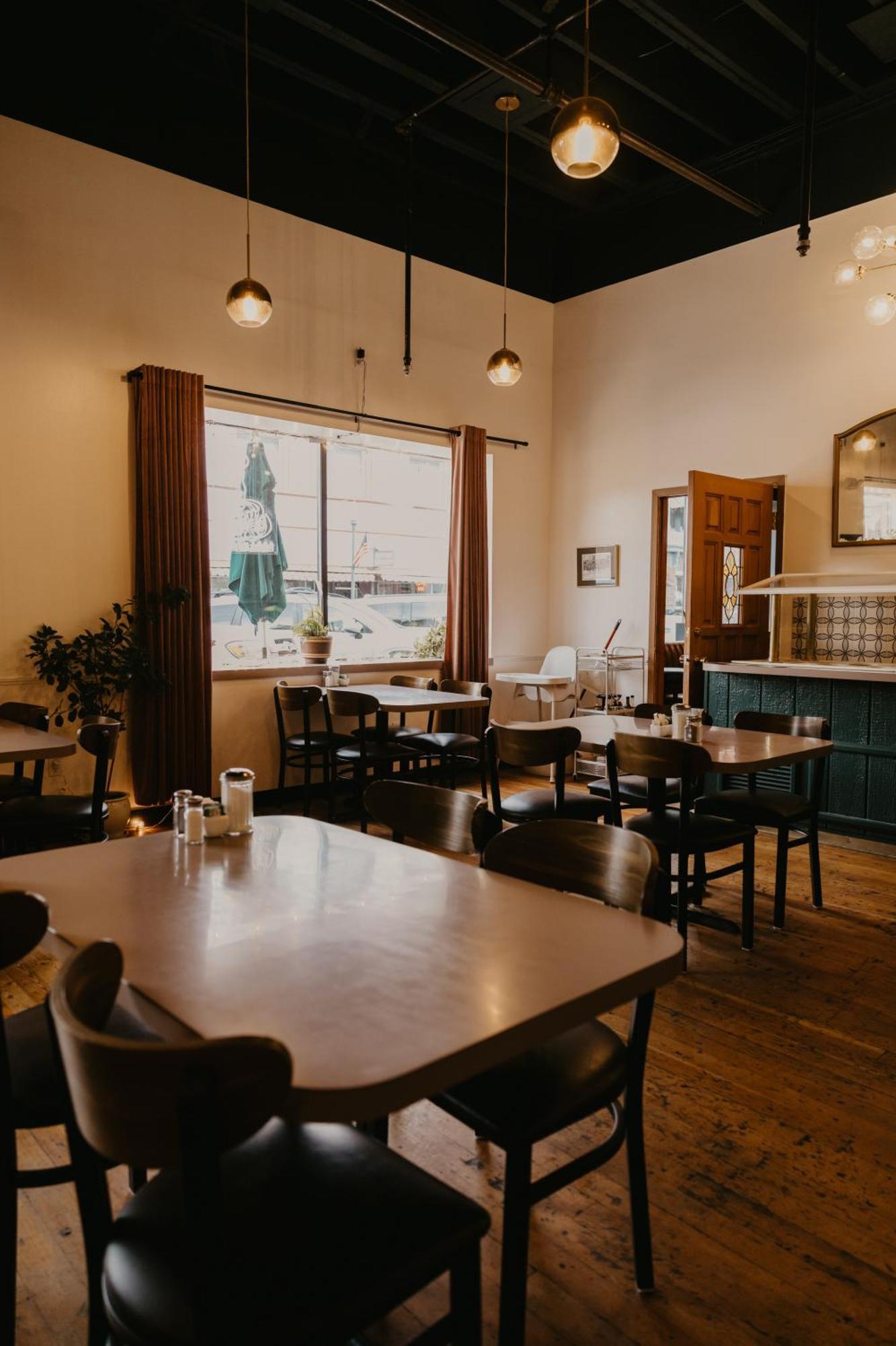 The Brooks Hotel Restaurant And Lounge والاس المظهر الخارجي الصورة